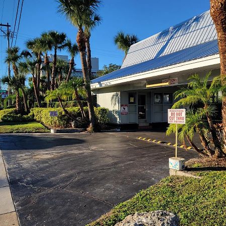 Budget Inn Of Winter Haven Exterior photo